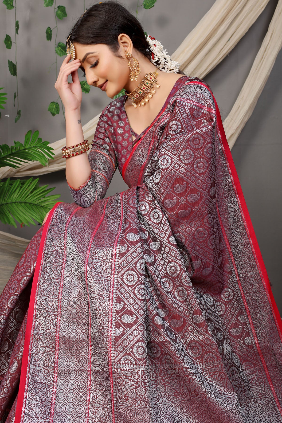 Rani Jacquard Pattern Kanchipuram Pure Silk Saree