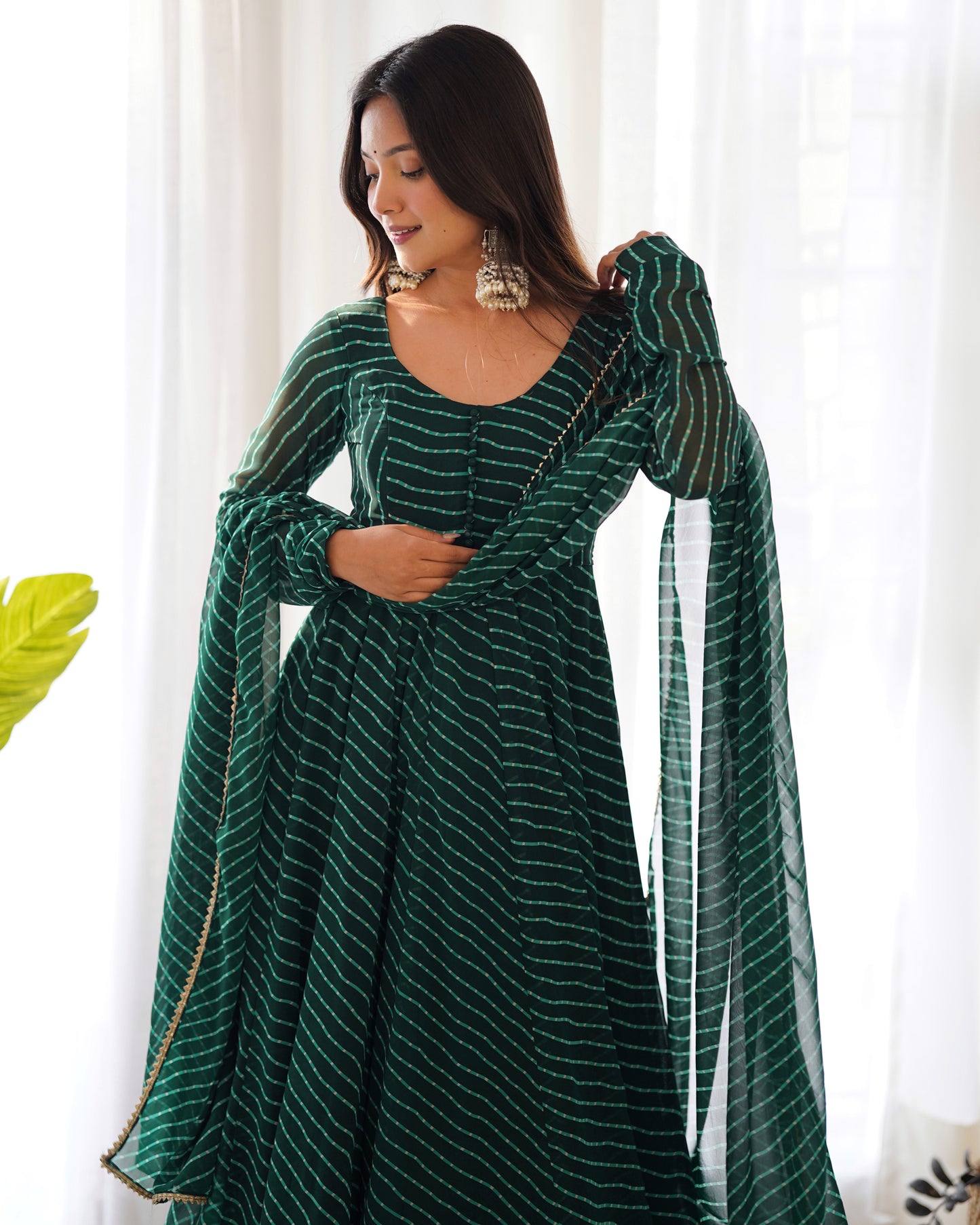 Fox Georgette Laheriya Print Fabric Fully Flair Anarkali Kurti Dupatta And Pent