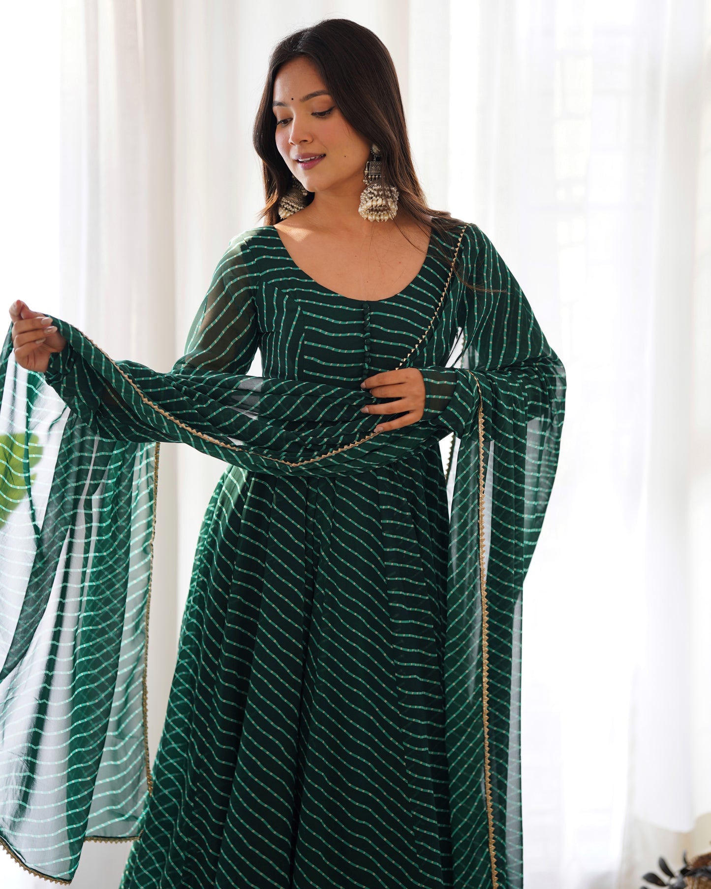 Fox Georgette Laheriya Print Fabric Fully Flair Anarkali Kurti Dupatta And Pent