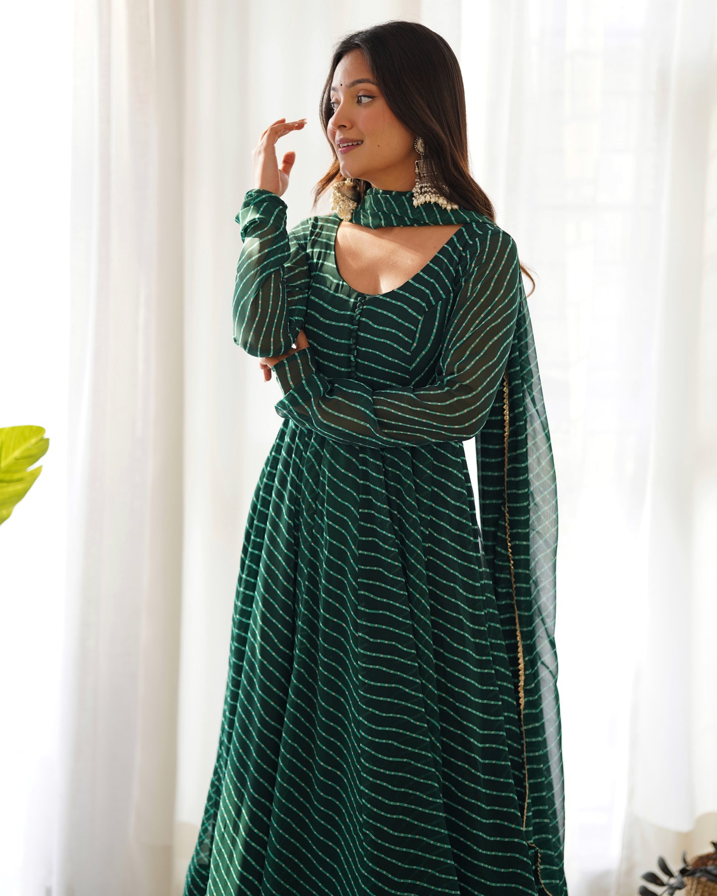 Fox Georgette Laheriya Print Fabric Fully Flair Anarkali Kurti Dupatta And Pent