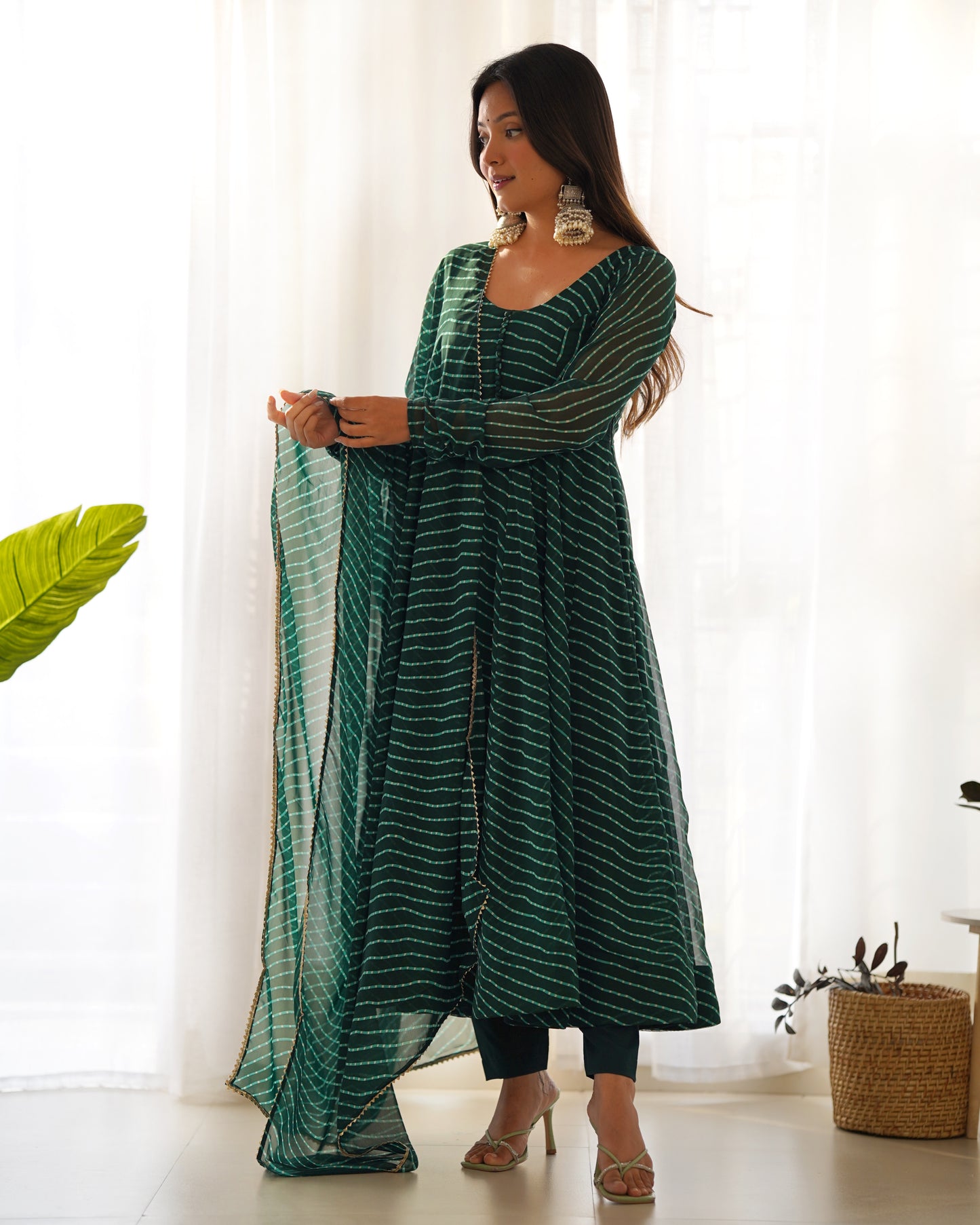 Fox Georgette Laheriya Print Fabric Fully Flair Anarkali Kurti Dupatta And Pent