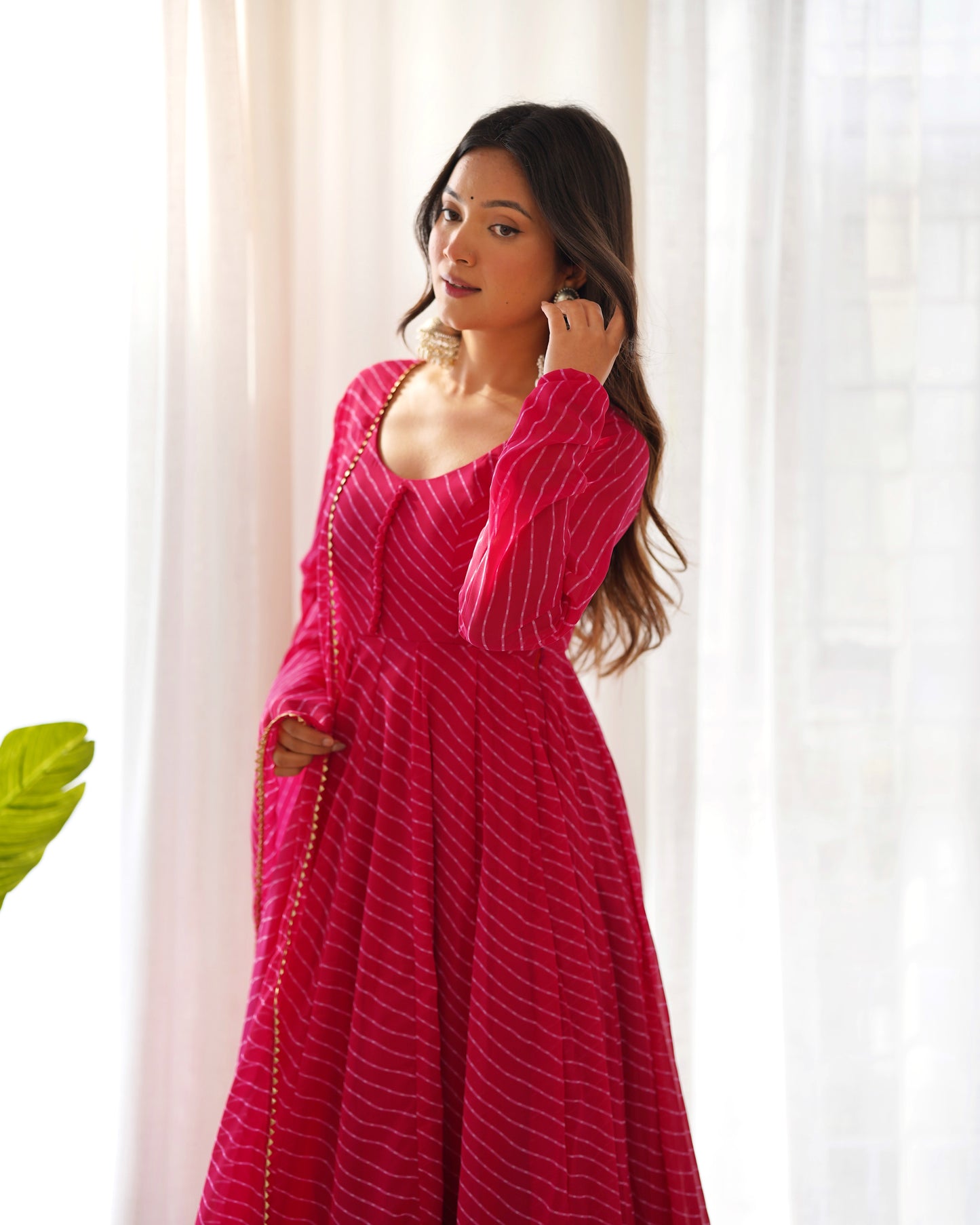 Fox Georgette Laheriya Print Fabric Fully Flair Anarkali Kurti Dupatta And Pent