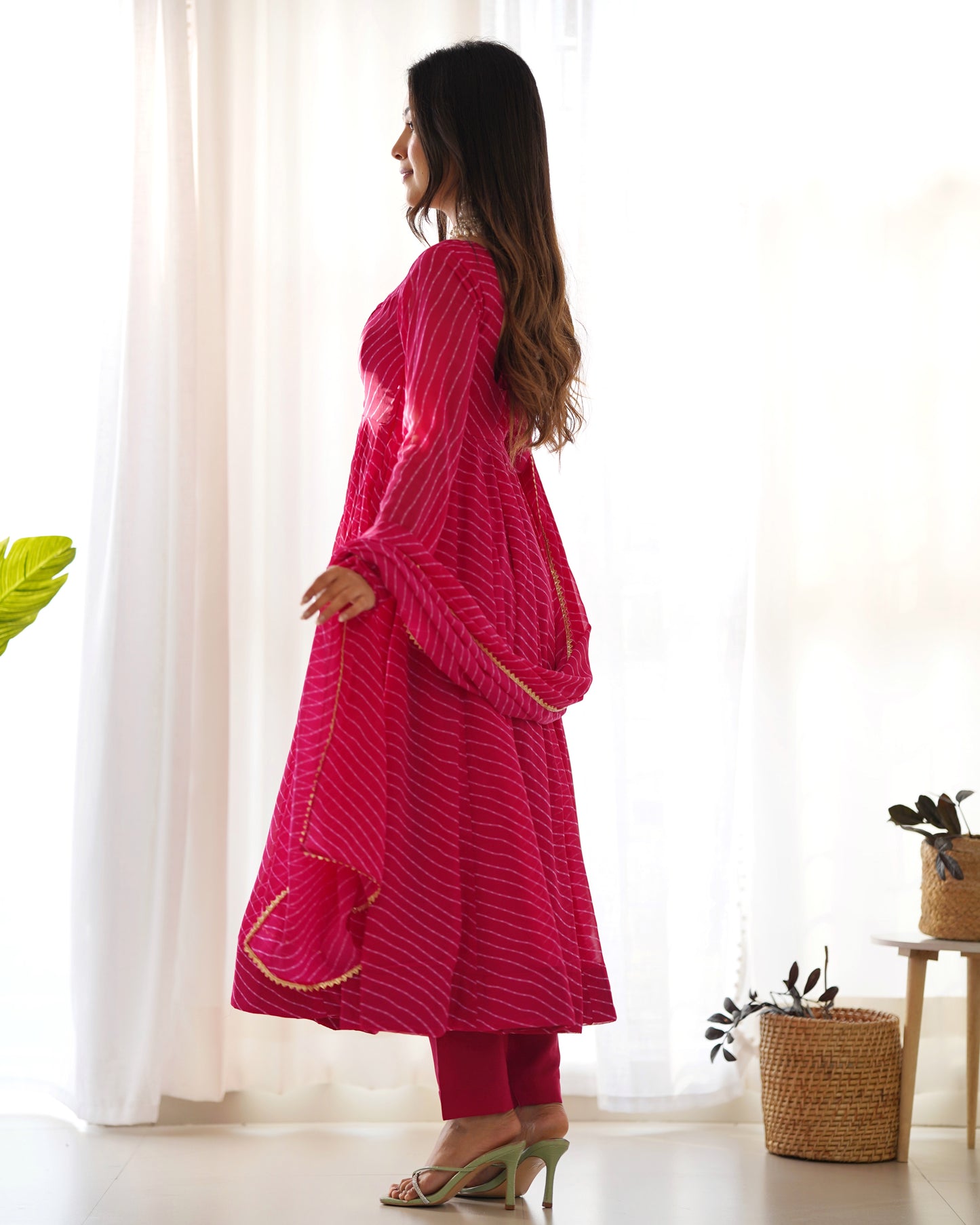 Fox Georgette Laheriya Print Fabric Fully Flair Anarkali Kurti Dupatta And Pent