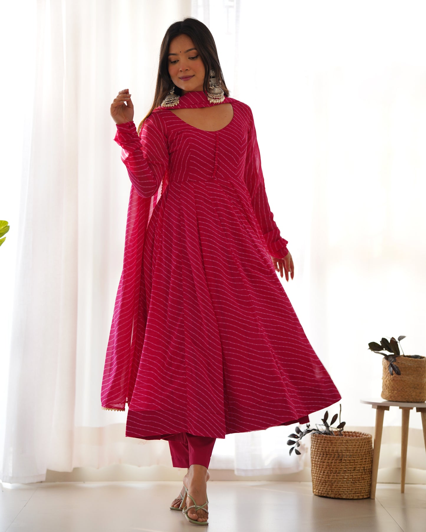 Fox Georgette Laheriya Print Fabric Fully Flair Anarkali Kurti Dupatta And Pent