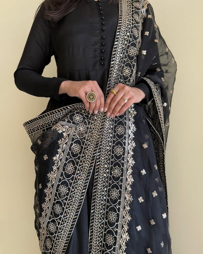 PRESENTING NEW BEAUTIFUL PURE FOX GEORGETTE FABRIC KURTA AND PENT WITH DUPPTA SET
