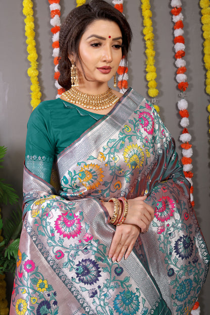 VastraParidhan Jacquard Pattern Kanchipuram Pure Silk Saree