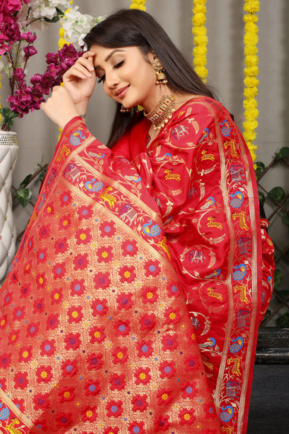 Rehana Shot Jacquard Pure Zari Kanjivaram Silk Saree